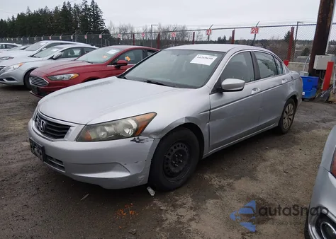 2008 Honda Accord 2.4 Lx z USA, uszkodzony, nr VIN 1HGCP26398A159533